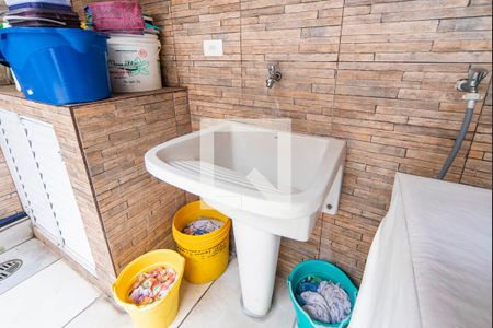 Casa à venda com 153m², 2 quartos e 3 vagas Casa à venda com 153m², 2 quartos e 3 vagasTanque