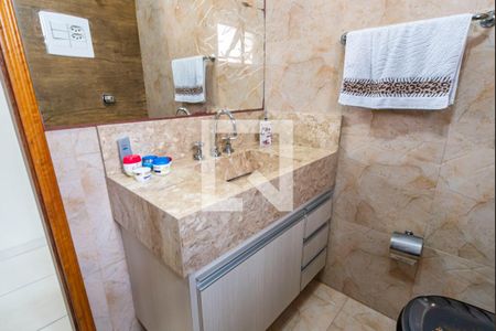 Casa à venda com 153m², 2 quartos e 3 vagas Casa à venda com 153m², 2 quartos e 3 vagasPia