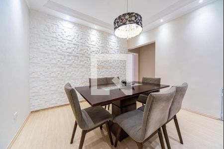 Casa à venda com 153m², 2 quartos e 3 vagas Casa à venda com 153m², 2 quartos e 3 vagasSala de Jantar