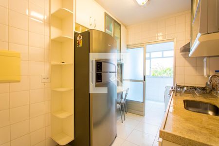 Apartamento para alugar com 89m², 3 quartos e 2 vagas Apartamento para alugar com 89m², 3 quartos e 2 vagasCozinha