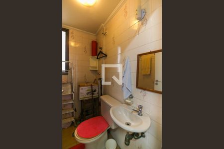 Apartamento à venda com 123m², 4 quartos e 2 vagasBanheiro de Serviço