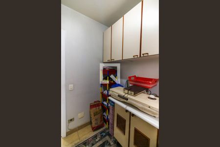 Apartamento à venda com 123m², 4 quartos e 2 vagasQuarto de Serviço