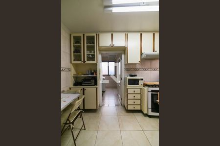 Apartamento à venda com 123m², 4 quartos e 2 vagasCozinha