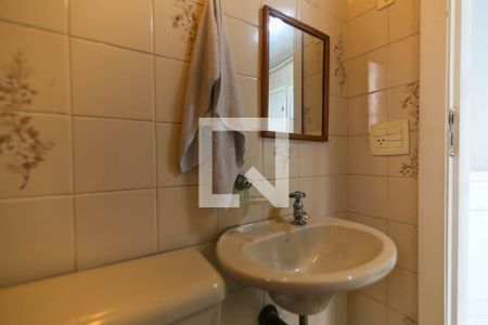 Apartamento à venda com 123m², 4 quartos e 2 vagasBanheiro de Serviço