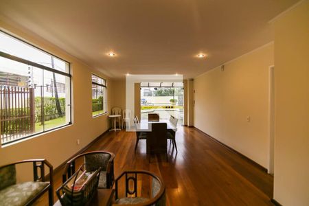 Apartamento à venda com 123m², 4 quartos e 2 vagasÁrea comum - Salão de festas