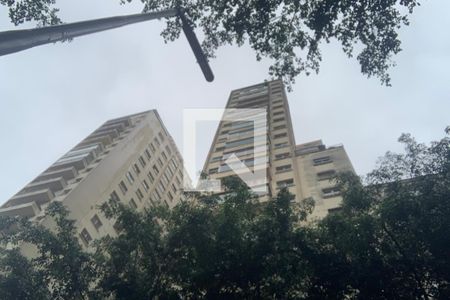 Apartamento à venda com 70m², 2 quartos e sem vaga Apartamento à venda com 70m², 2 quartos e sem vagaFachada do Prédio