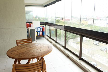 Apartamento à venda com 75m², 2 quartos e 1 vagavaranda