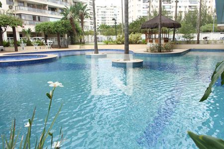 Apartamento à venda com 75m², 2 quartos e 1 vagaÁrea comum - Piscina