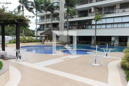 Apartamento à venda com 75m², 2 quartos e 1 vagaÁrea comum - Piscina