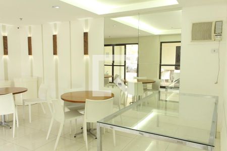 Apartamento à venda com 75m², 2 quartos e 1 vagaÁrea comum - Salão de festas