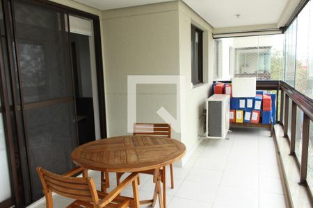 Apartamento à venda com 75m², 2 quartos e 1 vagavaranda