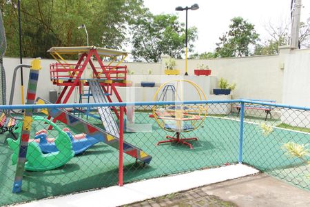 Apartamento à venda com 75m², 2 quartos e 1 vagaÁrea Comum - Playground