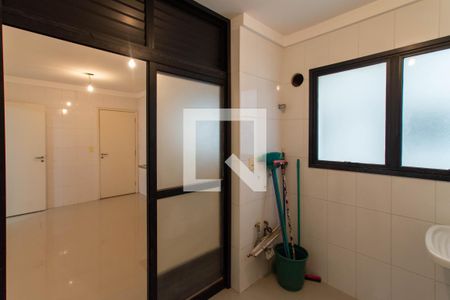 Apartamento à venda com 120m², 3 quartos e 2 vagasÁrea de Serviço