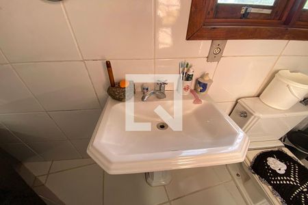 Casa à venda com 180m², 3 quartos e 3 vagasBanheiro 2 da Suíte