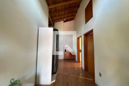 Casa à venda com 180m², 3 quartos e 3 vagasCorredor