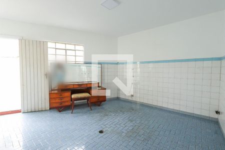 Casa à venda com 317m², 7 quartos e 2 vagas Casa à venda com 317m², 7 quartos e 2 vagasEdícula
