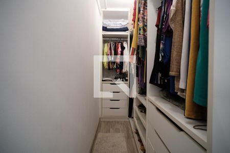 Casa à venda com 170m², 3 quartos e 2 vagasCloset
