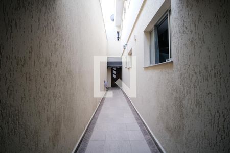 Casa à venda com 170m², 3 quartos e 2 vagasCorredor 