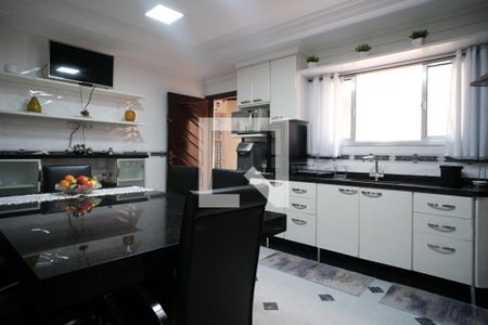 Casa à venda com 170m², 3 quartos e 2 vagasCozinha