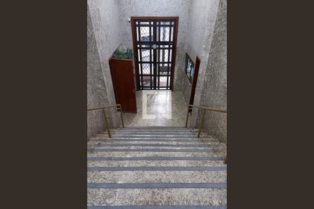 Apartamento à venda com 125m², 3 quartos e sem vaga Apartamento à venda com 125m², 3 quartos e sem vagaHall Social