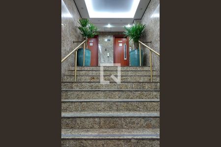 Apartamento à venda com 125m², 3 quartos e sem vaga Apartamento à venda com 125m², 3 quartos e sem vagaHall Social