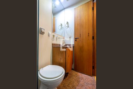 Apartamento para alugar com 59m², 2 quartos e 1 vaga Apartamento para alugar com 59m², 2 quartos e 1 vagaBanheiro