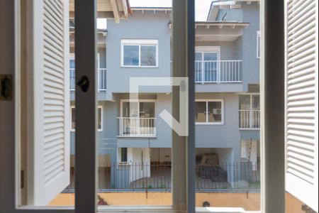 Casa de condomínio à venda com 102m², 3 quartos e 2 vagasVista