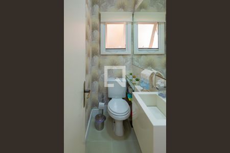 Casa de condomínio à venda com 102m², 3 quartos e 2 vagasBanheiro