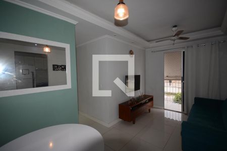 Sala de apartamento para alugar com 2 quartos, 48m² em Irajá, Rio de Janeiro