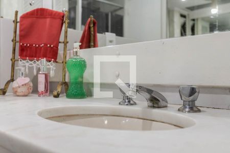 Apartamento à venda com 127m², 3 quartos e 2 vagas Apartamento à venda com 127m², 3 quartos e 2 vagasBanheiro