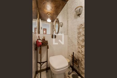 Apartamento à venda com 127m², 3 quartos e 2 vagas Apartamento à venda com 127m², 3 quartos e 2 vagasLavabo