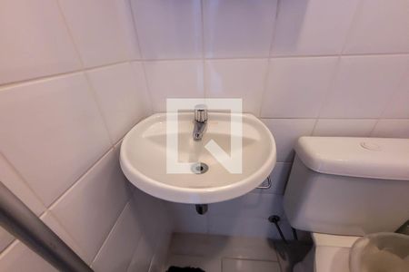 Apartamento para alugar com 186m², 4 quartos e 3 vagas Apartamento para alugar com 186m², 4 quartos e 3 vagasBanheiro de Serviço