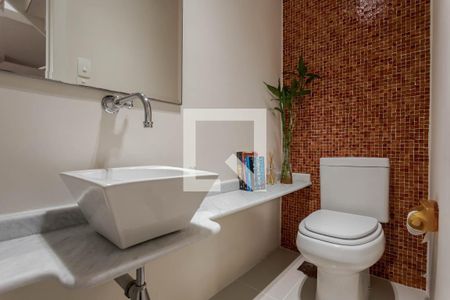 Apartamento à venda com 192m², 2 quartos e sem vaga Apartamento à venda com 192m², 2 quartos e sem vagaLavabo