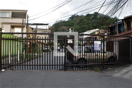 Casa à venda com 320m², 3 quartos e 1 vagaFachada