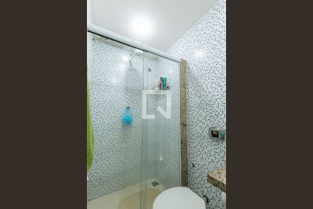 Casa de condomínio à venda com 180m², 3 quartos e 1 vagaBanheiro da Suíte