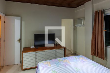 Casa de condomínio à venda com 180m², 3 quartos e 1 vagaQuarto 2