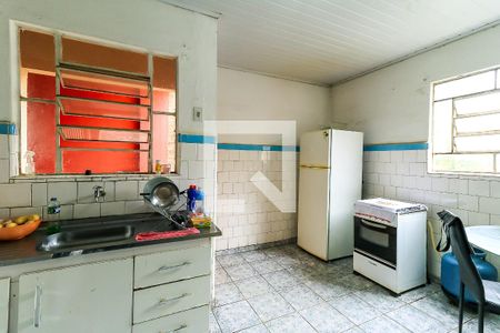Casa à venda com 107m², 3 quartos e 3 vagas Casa à venda com 107m², 3 quartos e 3 vagasCozinha
