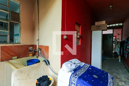Casa à venda com 107m², 3 quartos e 3 vagas Casa à venda com 107m², 3 quartos e 3 vagasÁrea de Serviço