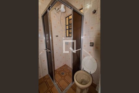 Casa à venda com 104m², 2 quartos e 2 vagas Casa à venda com 104m², 2 quartos e 2 vagasBanheiro de Serviço