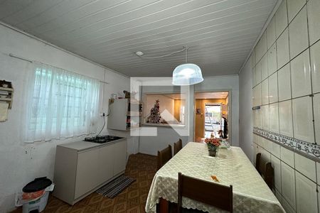 Casa à venda com 140m², 4 quartos e 2 vagasCozinha