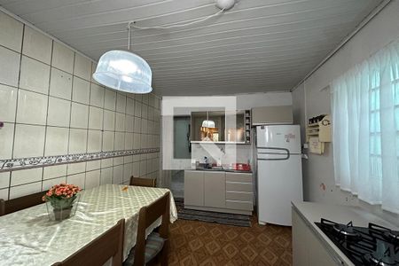 Casa à venda com 140m², 4 quartos e 2 vagasCozinha