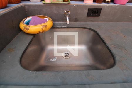 Casa à venda com 188m², 3 quartos e sem vagaÁrea de Serviço