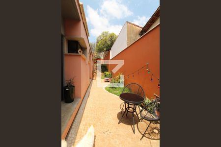 Casa à venda com 188m², 3 quartos e sem vagaCorredor externo