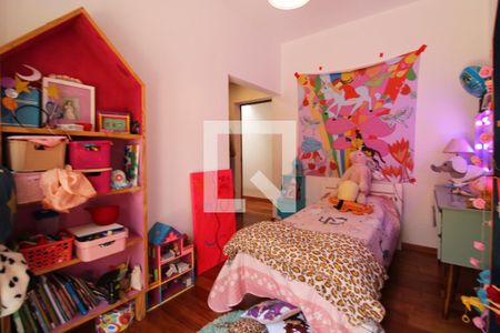 Casa à venda com 188m², 3 quartos e sem vagaQuarto 2 (suíte)