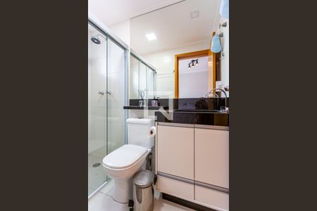 Apartamento à venda com 98m², 3 quartos e 2 vagasBanheiro da Suite