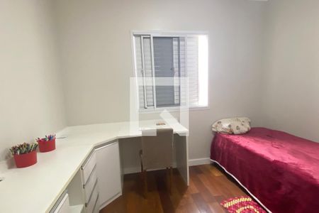 Apartamento à venda com 70m², 3 quartos e 1 vagaQuarto 2