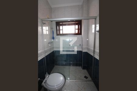 Casa à venda com 411m², 4 quartos e 5 vagasBanheiro da Suíte 2