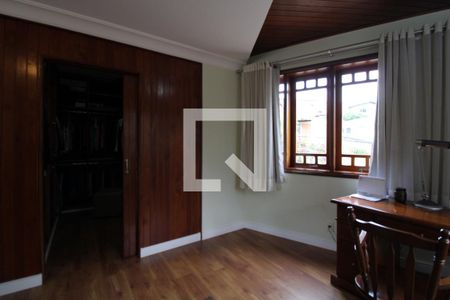 Casa à venda com 411m², 4 quartos e 5 vagasQuarto 4 (suíte master)