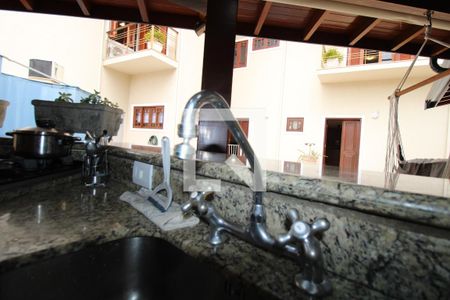 Casa à venda com 411m², 4 quartos e 5 vagasQuintal