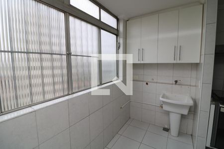 Apartamento à venda com 80m², 3 quartos e 1 vagaÁrea de Serviço